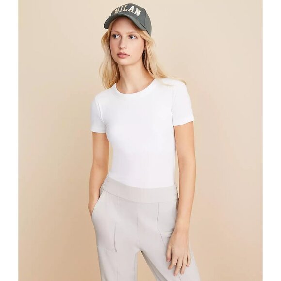 Ann Taylor LOFT Lou & Grey Ribbed Bra Tee Top M - Picture 1 of 2